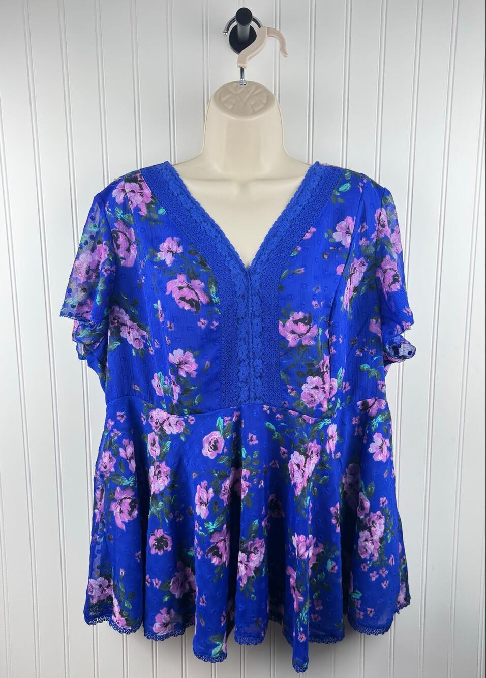 Torrid Blue Floral Lace Trim Babydoll Blouse Size 1